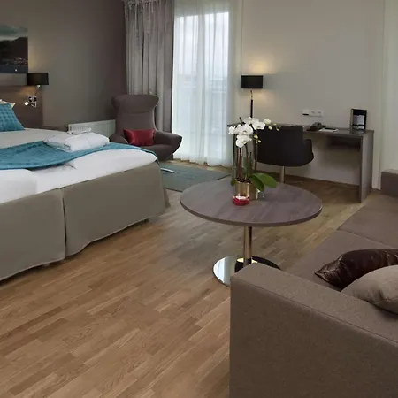 Scandic Stavanger Airport 4*