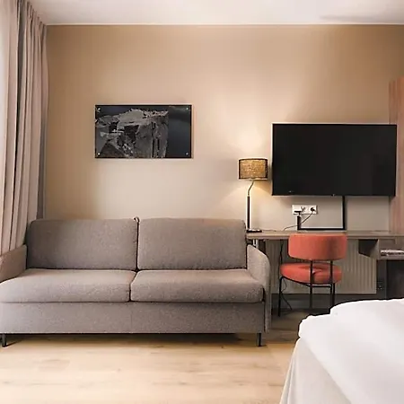 Scandic Stavanger Airport Otel 4*