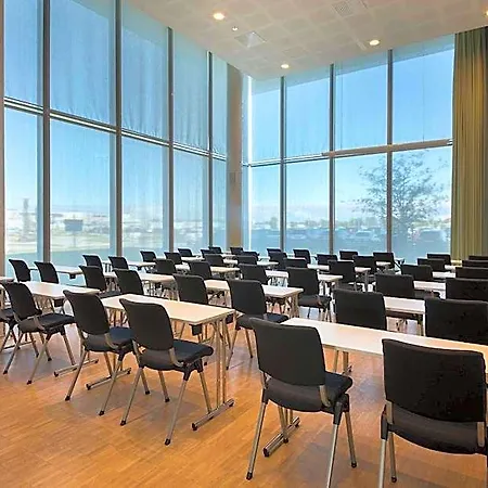 Scandic Stavanger Airport Otel 4*