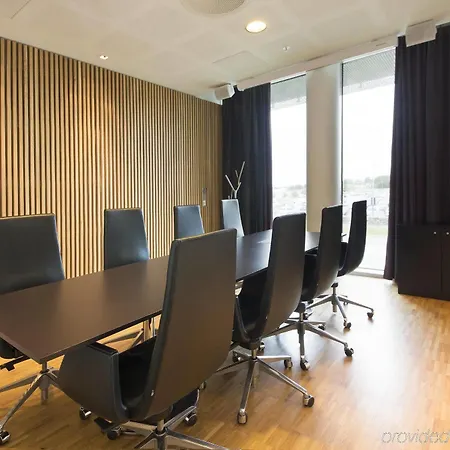 Scandic Stavanger Airport Otel 4*
