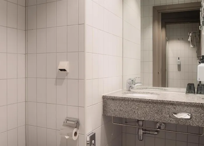 Hotel Scandic Stavanger Airport 4*