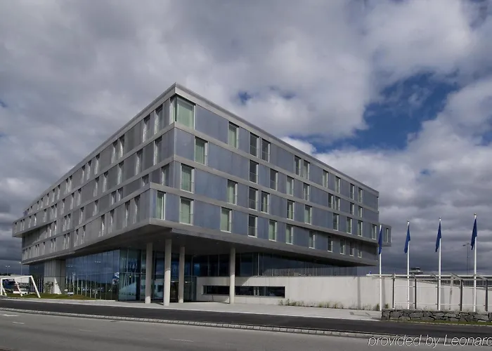 Отель Scandic Stavanger Airport Сола