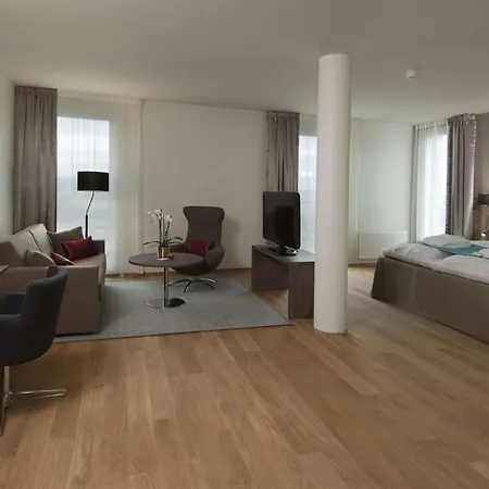 Scandic Stavanger Airport 4*