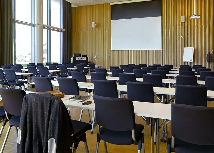 Scandic Stavanger Airport Hotel 4*